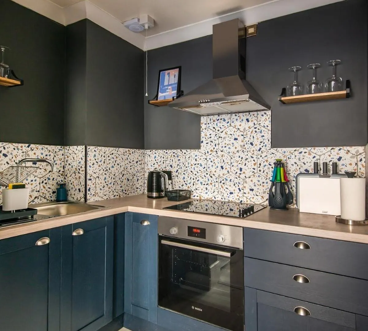 Modern 2-Bedroom 30 Seconds To Seafront Brighton 0*,  United Kingdom